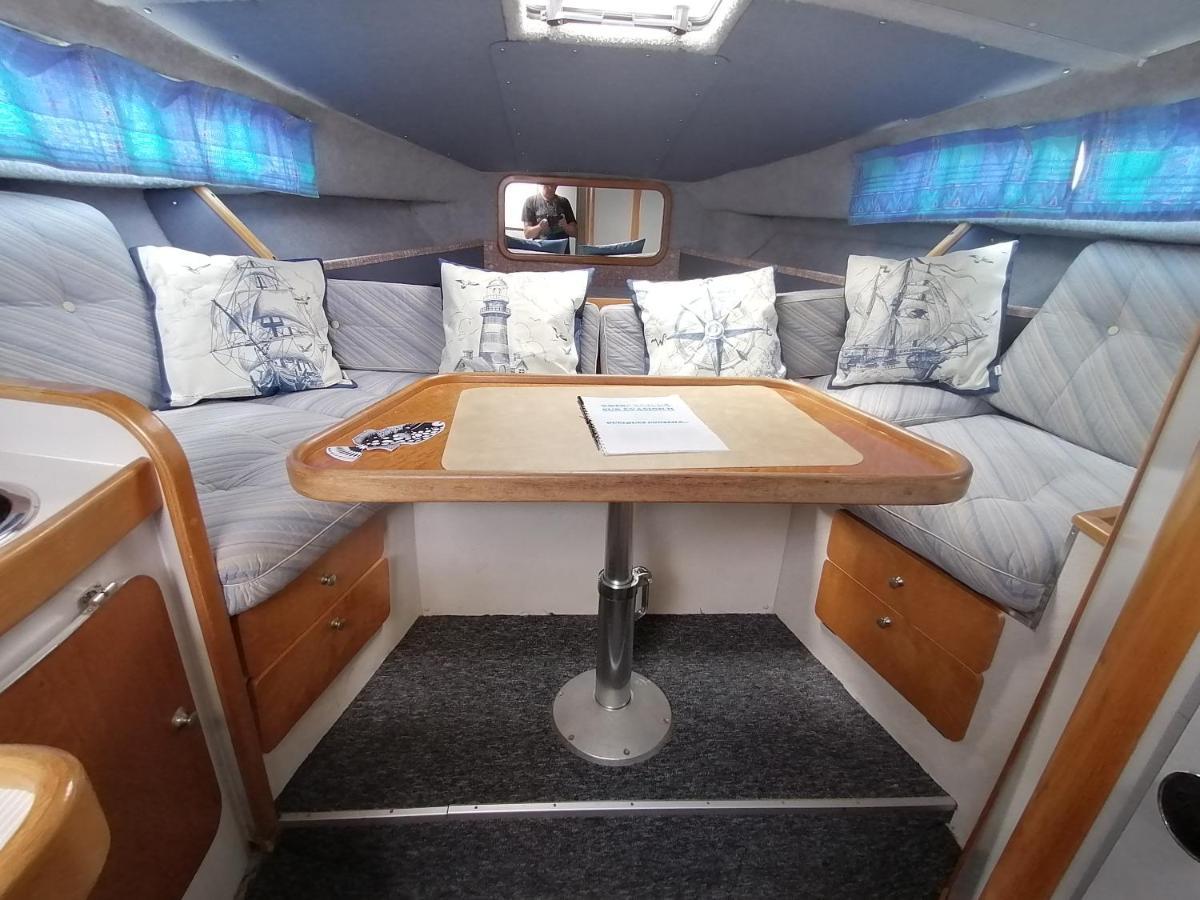 Sejour Insolite Sur Un Yacht. Bateau Hotel A Quai. 拉罗歇尔 外观 照片